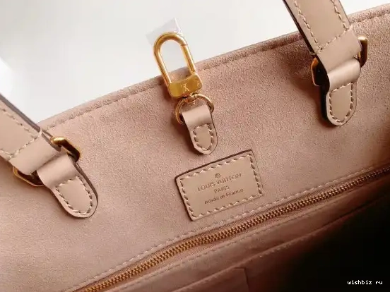 WIS LOUIS MM ONTHEGO VUITTON 0603